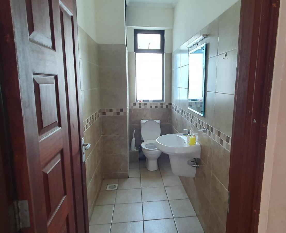 Penthouse Five - The Beautiful 3Br En-Suite Apt Mombasa Exteriör bild